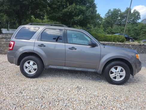 Used 2012 Ford Escape XLT AWD/4WD image 7