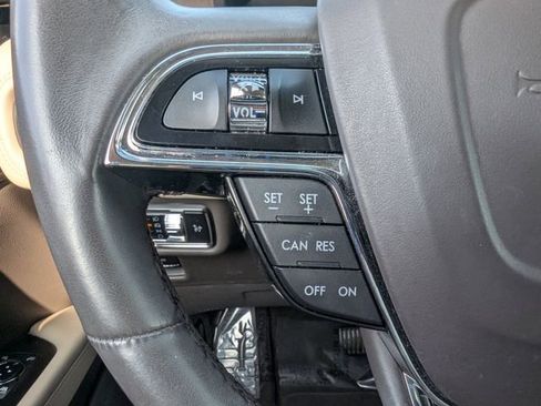 Used 2023 Lincoln Nautilus Reserve w/ Cargo Utility Package image 26