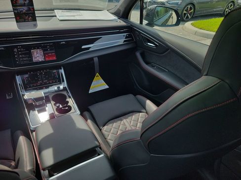 New 2026 Audi SQ7 Prestige AWD/4WD image 23