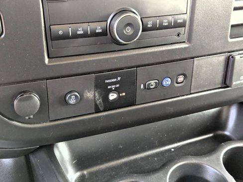 Used 2023 Chevrolet Express 3500 w/ Power Convenience Package RWD image 14