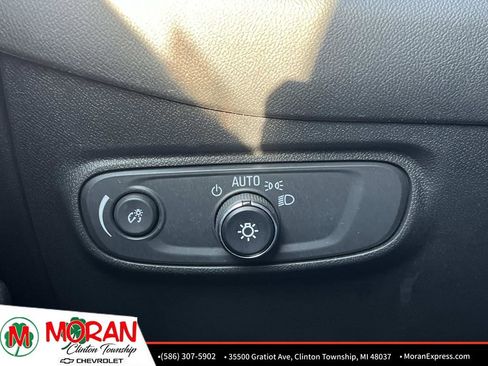 Used 2024 Chevrolet Equinox LS w/ LS Convenience Package image 27