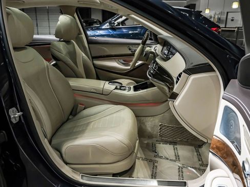 Used 2015 Mercedes-Benz S 550 4MATIC Sedan image 32
