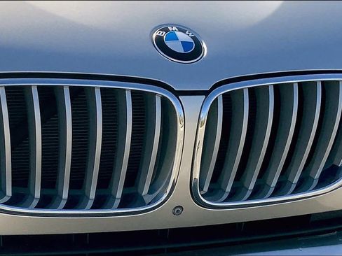 Used 2017 BMW X3 xDrive28i AWD/4WD image 30