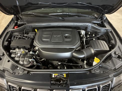 Certified 2021 Jeep Grand Cherokee Limited w/ Quick Order Package 28K 80th AWD/4WD image 8