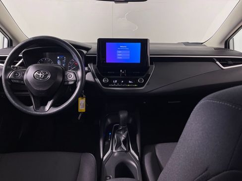 Certified 2025 Toyota Corolla LE FWD image 14