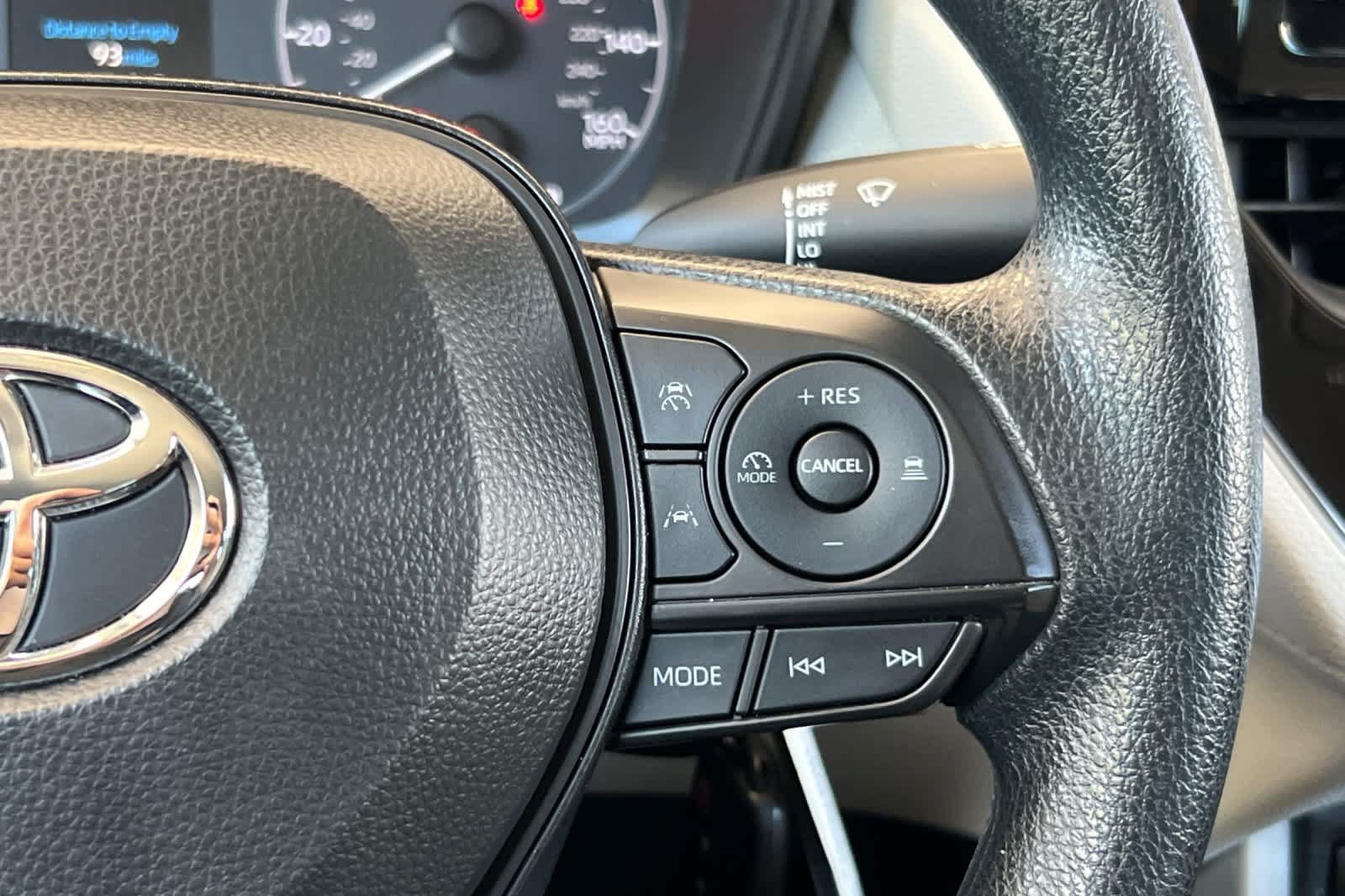 Certified 2024 Toyota Corolla Cross L FWD image 26