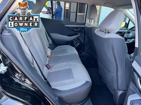Used 2024 Subaru Outback Premium AWD/4WD image 18