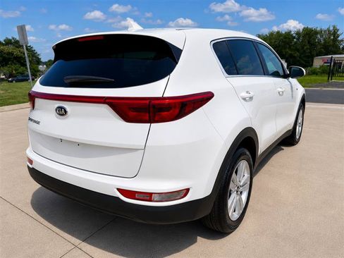 Used 2019 Kia Sportage LX AWD/4WD image 7