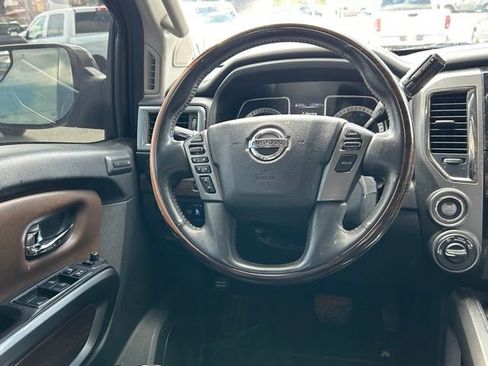 Used 2018 Nissan Titan Platinum Reserve w/ Platinum Utility Package AWD/4WD image 19