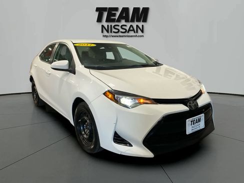 Used 2017 Toyota Corolla LE image 1
