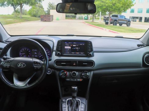 Used 2020 Hyundai Kona SEL image 22