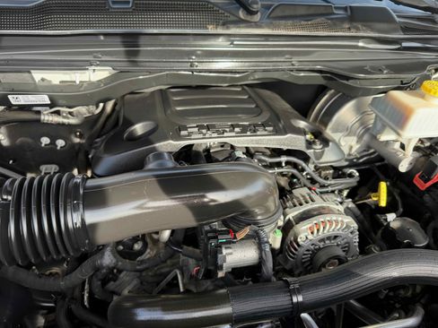 Used 2019 RAM 1500 Big Horn image 32