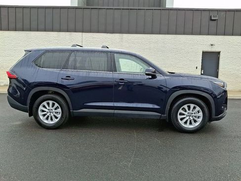 Certified 2024 Toyota Grand Highlander XLE image 7