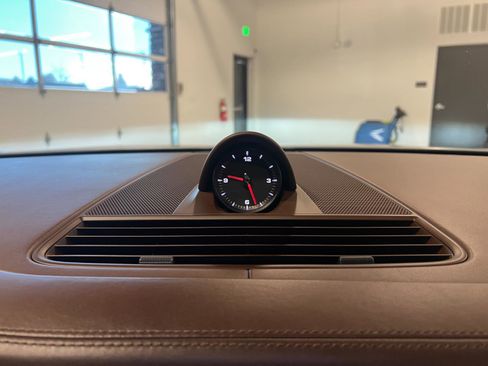 Used 2020 Porsche Panamera 4S image 17