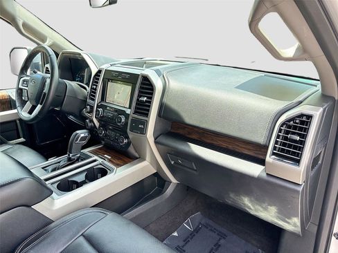 Used 2018 Ford F150 Lariat AWD/4WD image 30