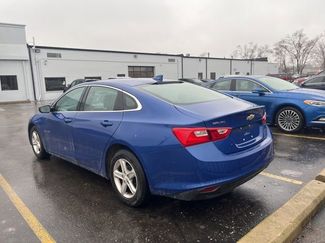 Used 2023 Chevrolet Malibu LT video 3