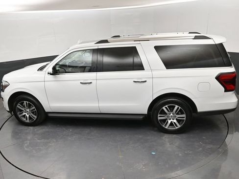 Used 2024 Ford Expedition Max Limited RWD image 22