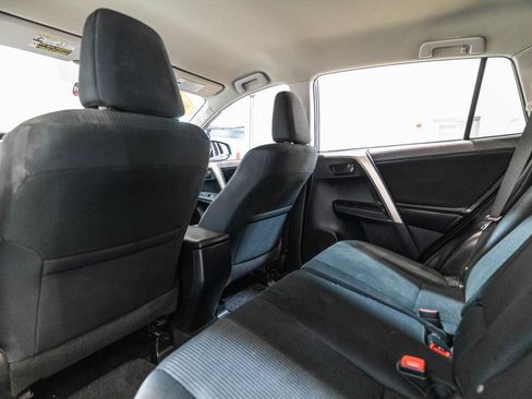 Used 2015 Toyota RAV4 LE AWD/4WD image 15