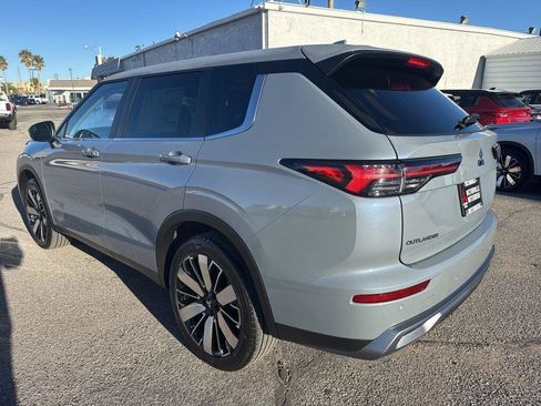 New 2026 Mitsubishi Outlander SE FWD image 5