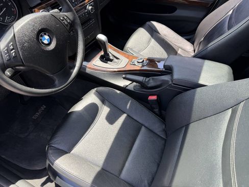 Used 2011 BMW 328i xDrive Sedan AWD/4WD image 15