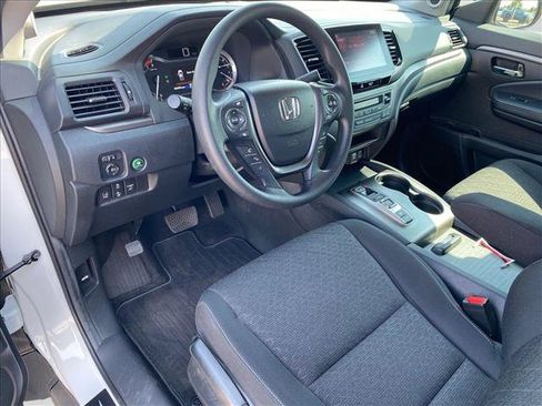 Used 2023 Honda Ridgeline Sport image 11