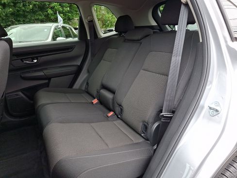 Used 2023 Honda CR-V EX image 9