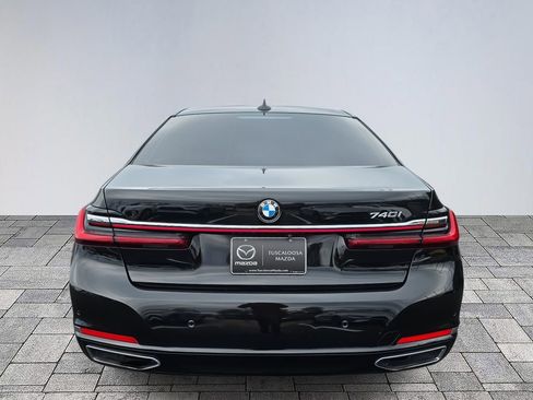 Used 2021 BMW 740i image 6