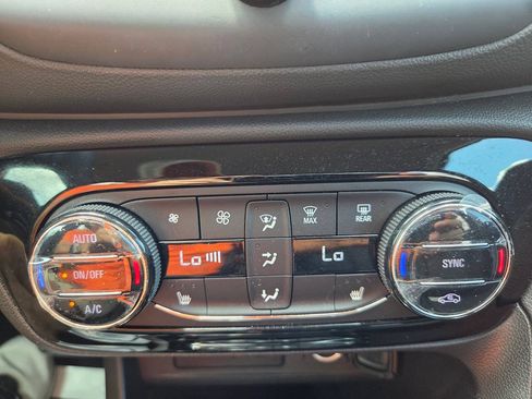 Used 2023 Buick Encore GX Select w/ Sport Touring Package AWD/4WD image 22