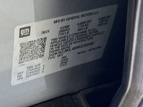 Used 2024 GMC Yukon XL Denali w/ Advanced Technology Package AWD/4WD image 32