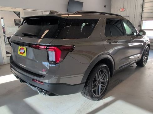 New 2026 Ford Explorer ST image 5