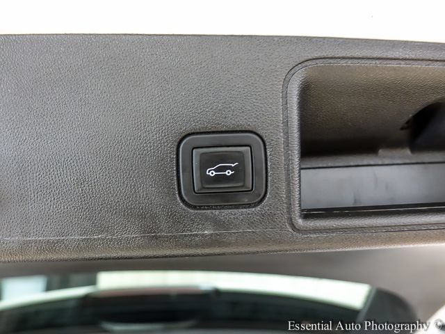 Certified 2024 GMC Terrain SLT FWD image 21