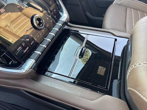New 2026 GMC Yukon Denali Ultimate AWD/4WD image 22