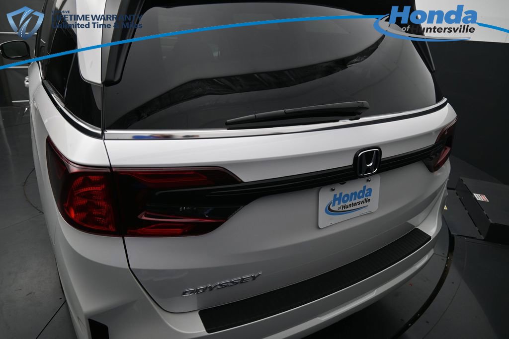 New 2027 Honda Odyssey EX-L image 17