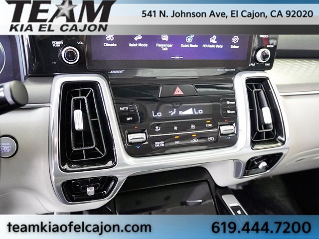Certified 2023 Kia Sorento SX Prestige AWD/4WD image 32