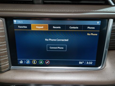 Used 2021 GMC Yukon XL Denali w/ Denali Premium Package image 22