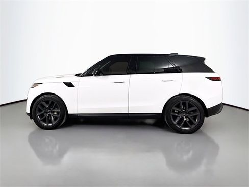 Used 2024 Land Rover Range Rover Sport SE image 8