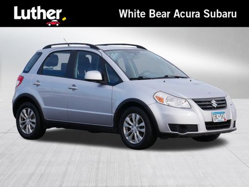Used 2013 Suzuki SX4 Premium image 1