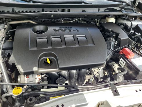 Used 2014 Toyota Corolla S FWD image 28