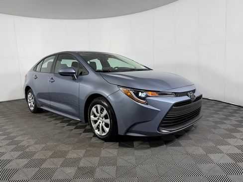 Used 2026 Toyota Corolla LE FWD image 4