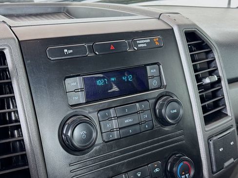 Used 2018 Ford F350 XL AWD/4WD image 14