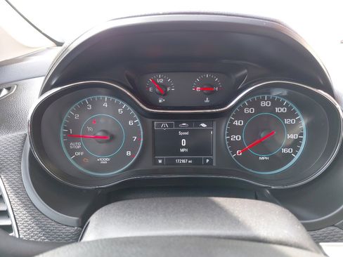 Used 2017 Chevrolet Cruze LT w/ Convenience Package image 18