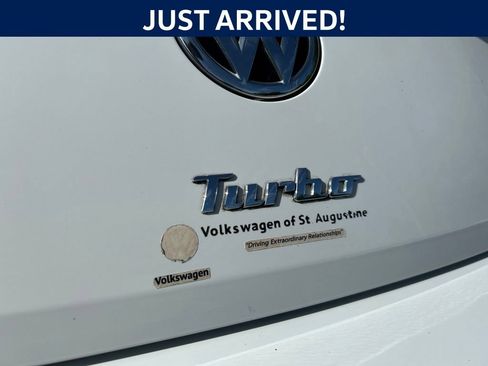 Used 2018 Volkswagen Beetle 2.0T Dune FWD image 5