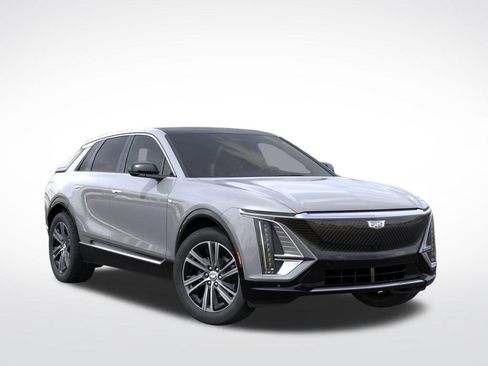 New 2026 Cadillac Lyriq Luxury AWD/4WD image 7
