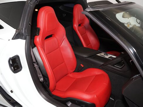 Used 2019 Chevrolet Corvette Z06 image 12