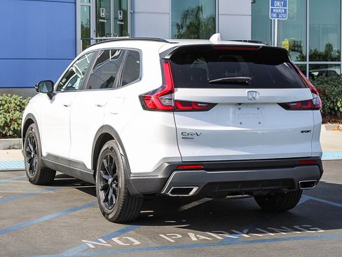 Used 2024 Honda CR-V Sport image 9