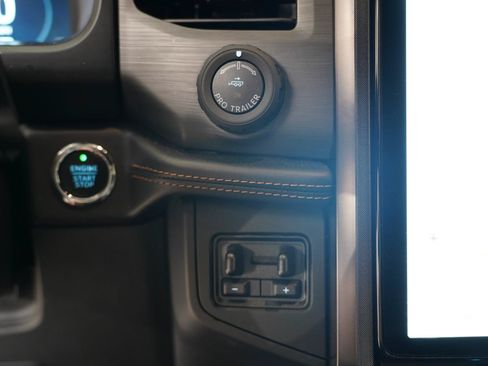 Used 2023 Ford Expedition Platinum AWD/4WD image 22