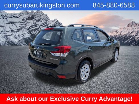 Used 2023 Subaru Forester AWD/4WD image 3