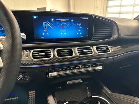 Used 2025 Mercedes-Benz GLE 53 AMG 4MATIC Coupe image 27