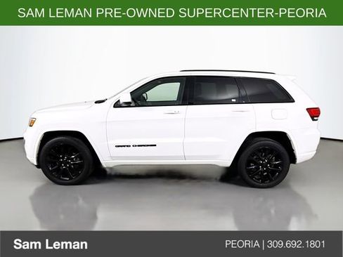 Used 2018 Jeep Grand Cherokee Altitude AWD/4WD image 4