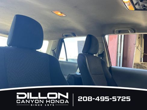 Used 2013 Toyota 4Runner SR5 AWD/4WD image 18